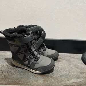Merrell Kid's Snow Crush 2.0 Waterproof Boot - size 12